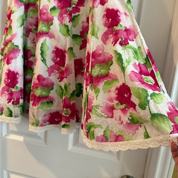 Dressbarn Pink Pleated Knee-Length Skirt Size 4 Pleated & Flare eyelet trim hem - Picture 2 of 8